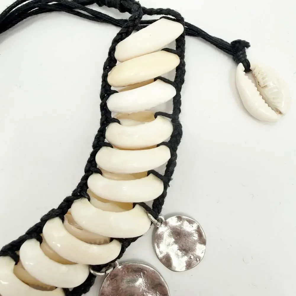 Free People Kalua Shell Necklace NWT Hammer Silver Medallion Boho Resort Travel